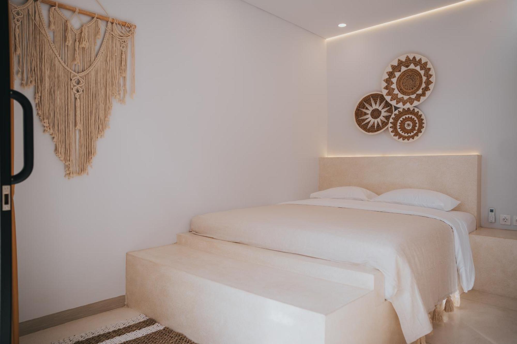 Brandon Villa Lovina With Private Pool Екстериор снимка